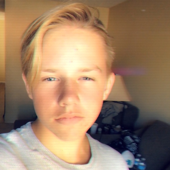 Meet your Posher, Andrew - Picture 1 of 1